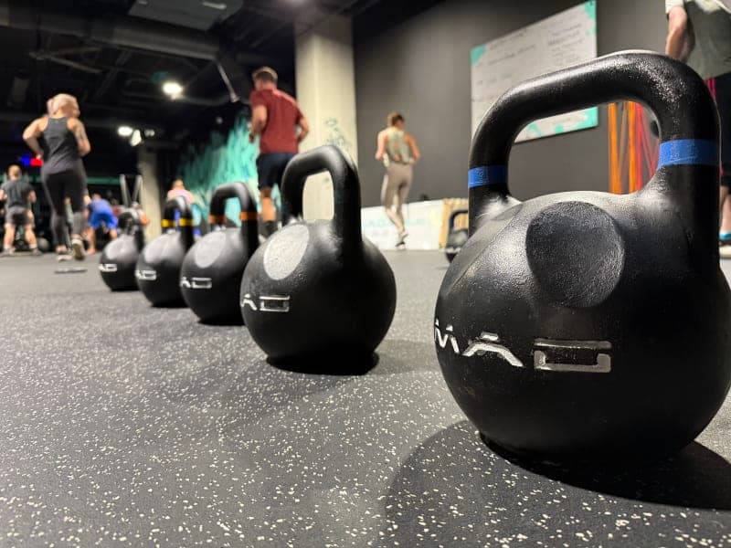 MADabolic Singles Sweat + Social