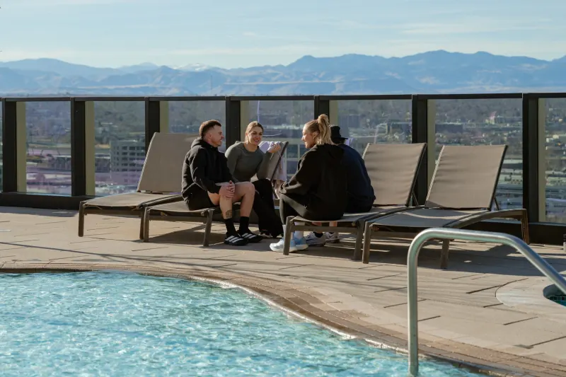 Singles Rooftop Workout + Poolside Mingle at One River North